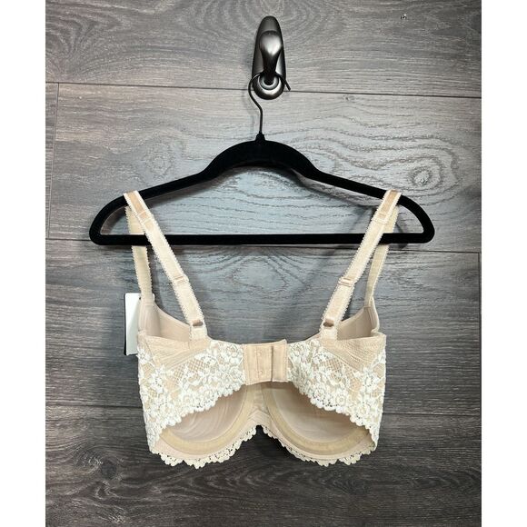 Wacoal Embrace Lace Underwire T-Shirt Bra in Sand/Cream Lace, Size 30DDD.  NWT! - Picture 5 of 10
